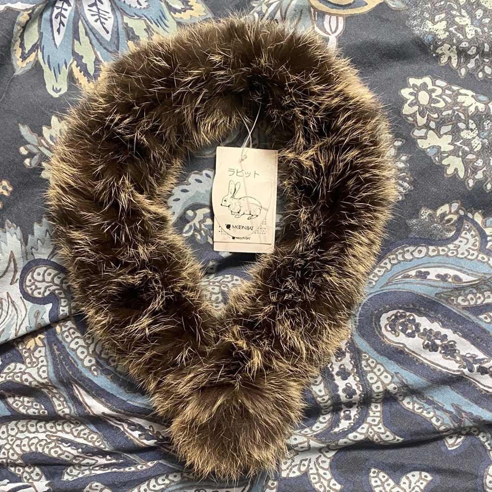 FAVORIA Moonbat Rabbit Fur Choker | Black | NWT